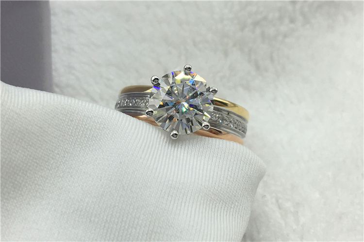 Custom Solid 18K Au750 Yellow  - огляд і ціна Moissanite Engagement Ring 1 Carat