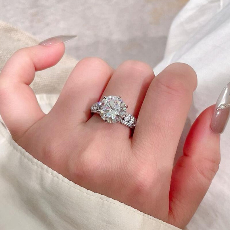 4 Carats High Sparkle Classic  - огляд і ціна Moissanite Engagement Ring 1 Carat